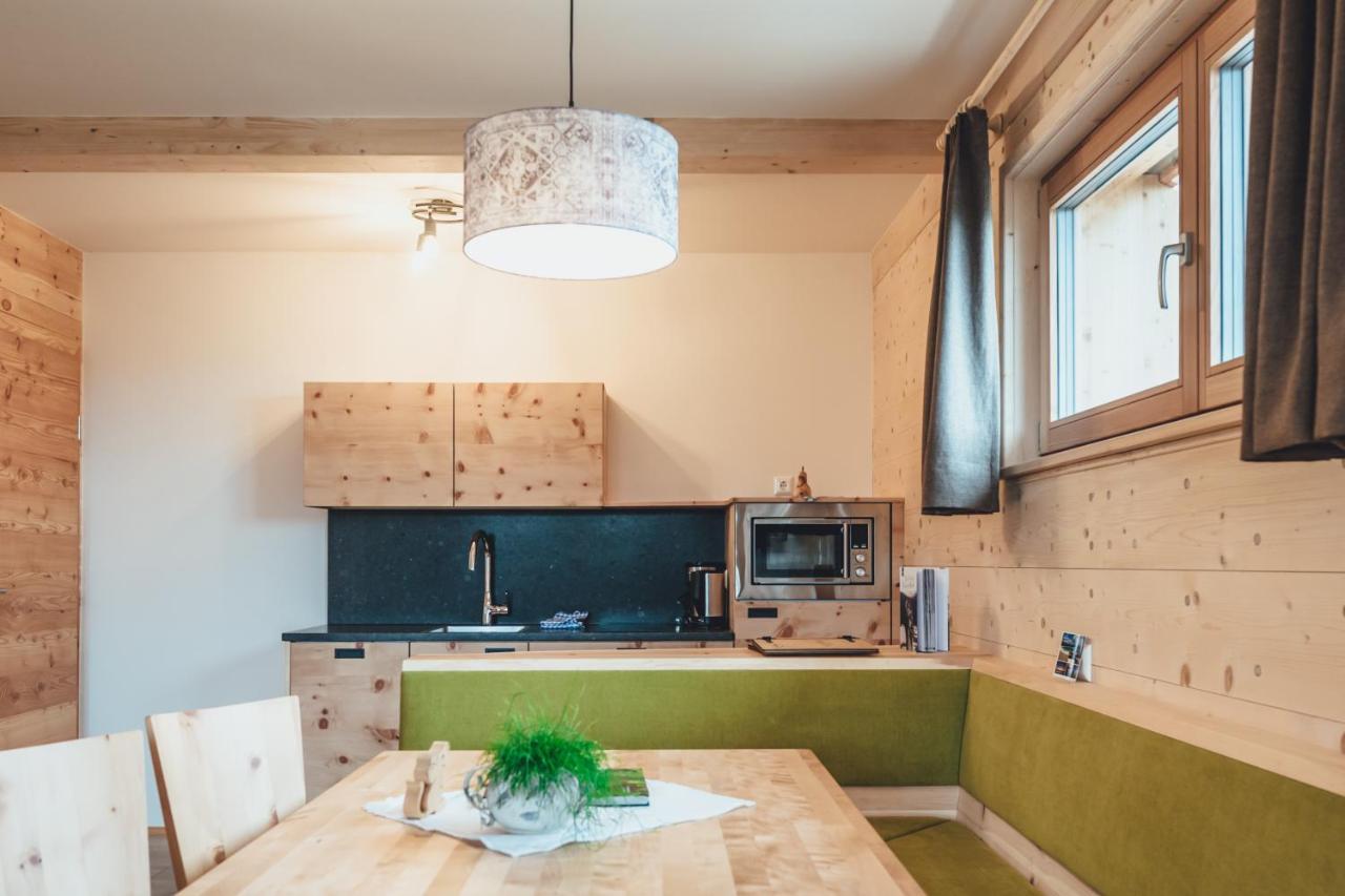 Hiasl Zirbenhuette Hotel Hochrindl Bagian luar foto