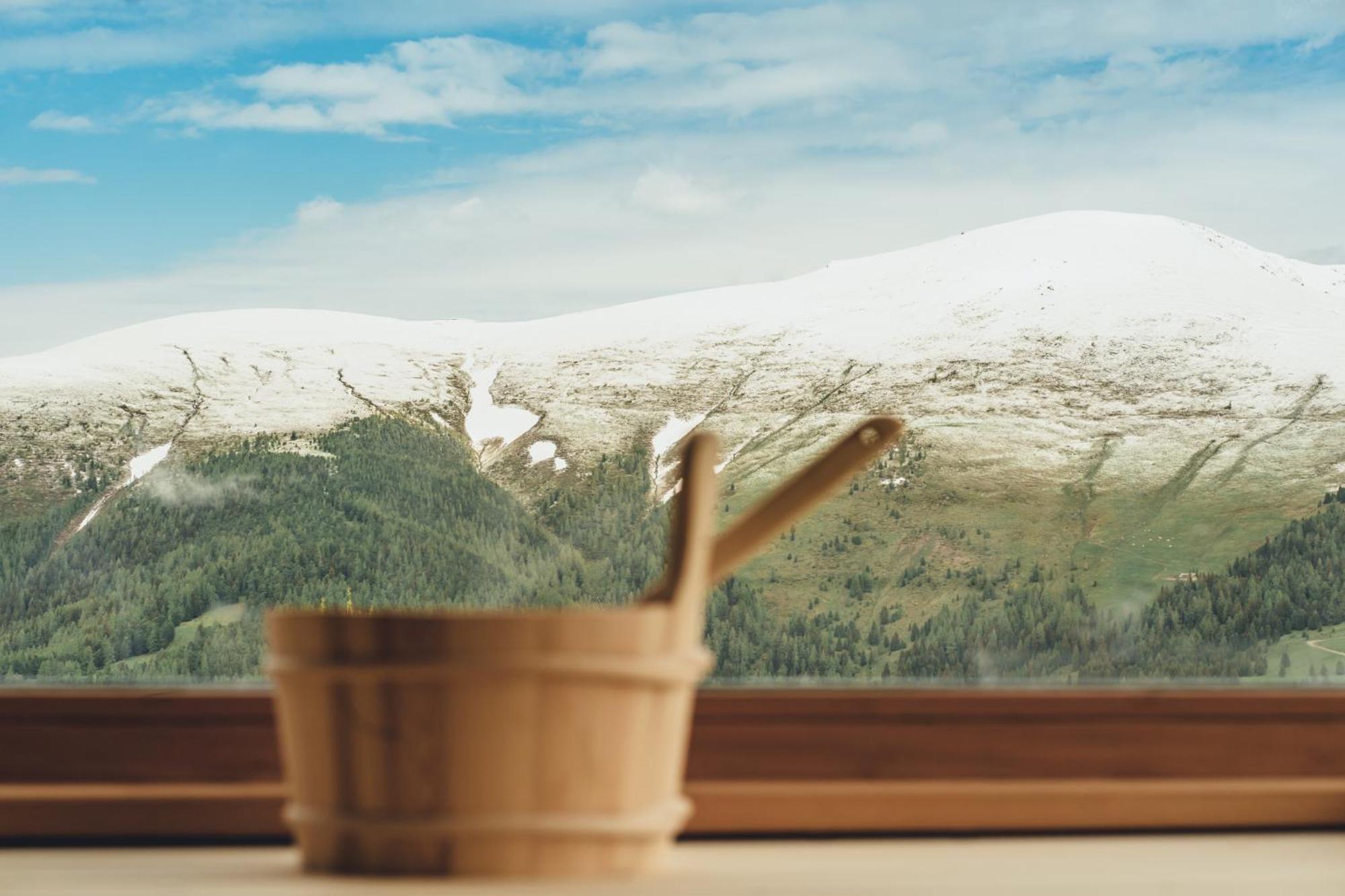 Hiasl Zirbenhuette Hotel Hochrindl Bagian luar foto