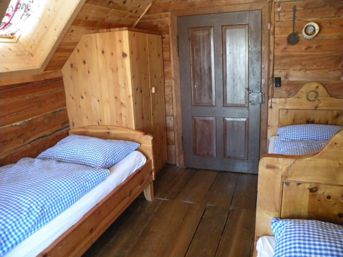 Hiasl Zirbenhuette Hotel Hochrindl Bagian luar foto